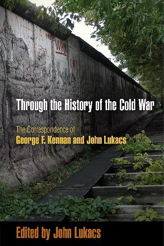 Through the History of the Cold War cover