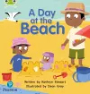 Bug Club Phonics - Phase 1 Unit 0: A Day at the Beach cover