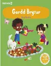 Cyfres Gwthio, Tynnu, Troi: Gardd Brysur / Busy Garden cover