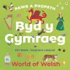 Pawb a Phopeth: Byd y Gymraeg / World of Welsh cover