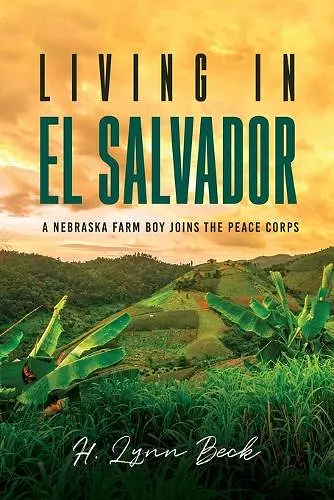 Living in El Salvador cover