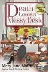 Death Loves a Messy Desk cover