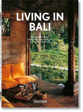 Living in Bali. 40th Ed. cover