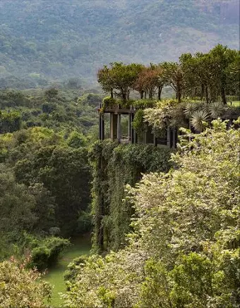 Geoffrey Bawa: Architecture for the Senses cover