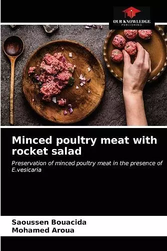 Minced poultry meat with rocket salad cover