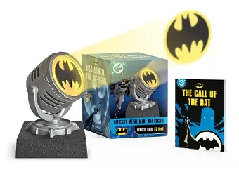 Batman: Die-Cast Metal Mini Bat-Signal cover